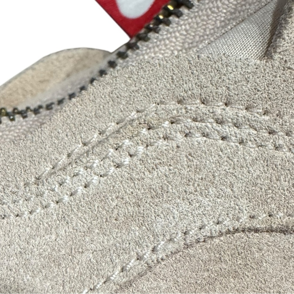 Air Jordan 1 Women's High Zip Particle Beige – US 7.5 – Luxe Streetwear Icon - Picture 12 of 14